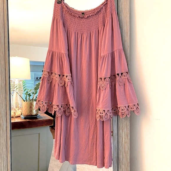 Lapis Dresses & Skirts - Lapis, M, off the shoulder full boho sleeve, crochet detailing, great condition!
